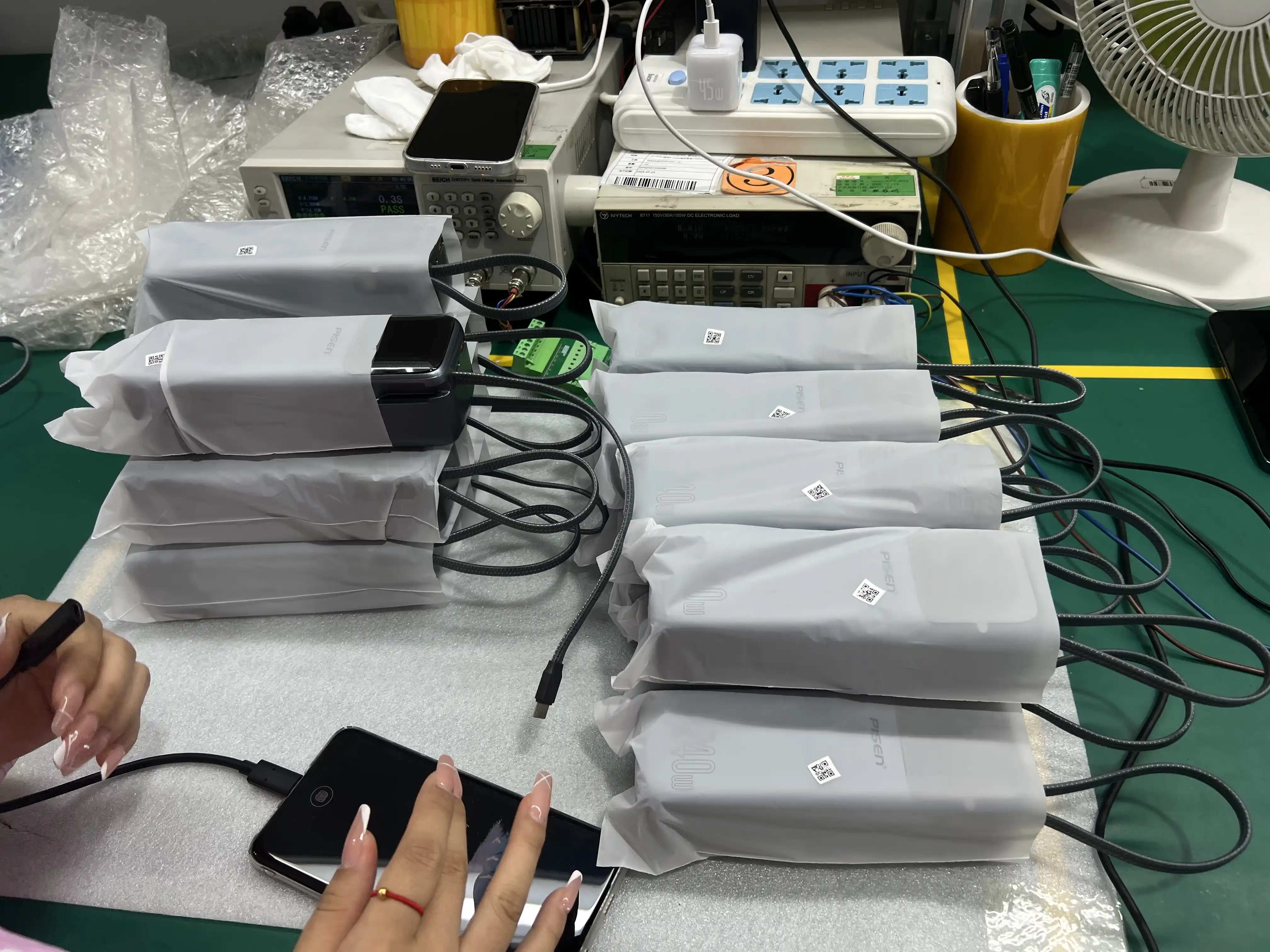 Laptop Power Bank Sampling Inspection, Import QC Documentation High-capacity laptop power bank sampling inspection with PD 3.1 140W output verification at OEM factory before export shipment for US and EU import compliance