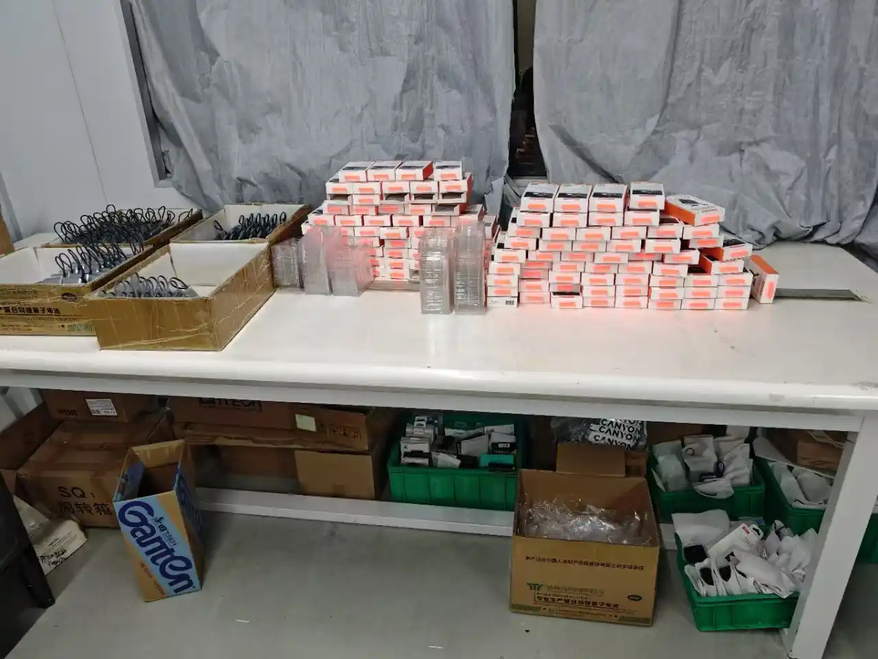 Private Label Power Bank Packaging QC, 10,000mAh Sampling Inspection 10,000mAh OEM private label power bank packaging sampling inspection with custom retail box design for brand quality verification before mass production