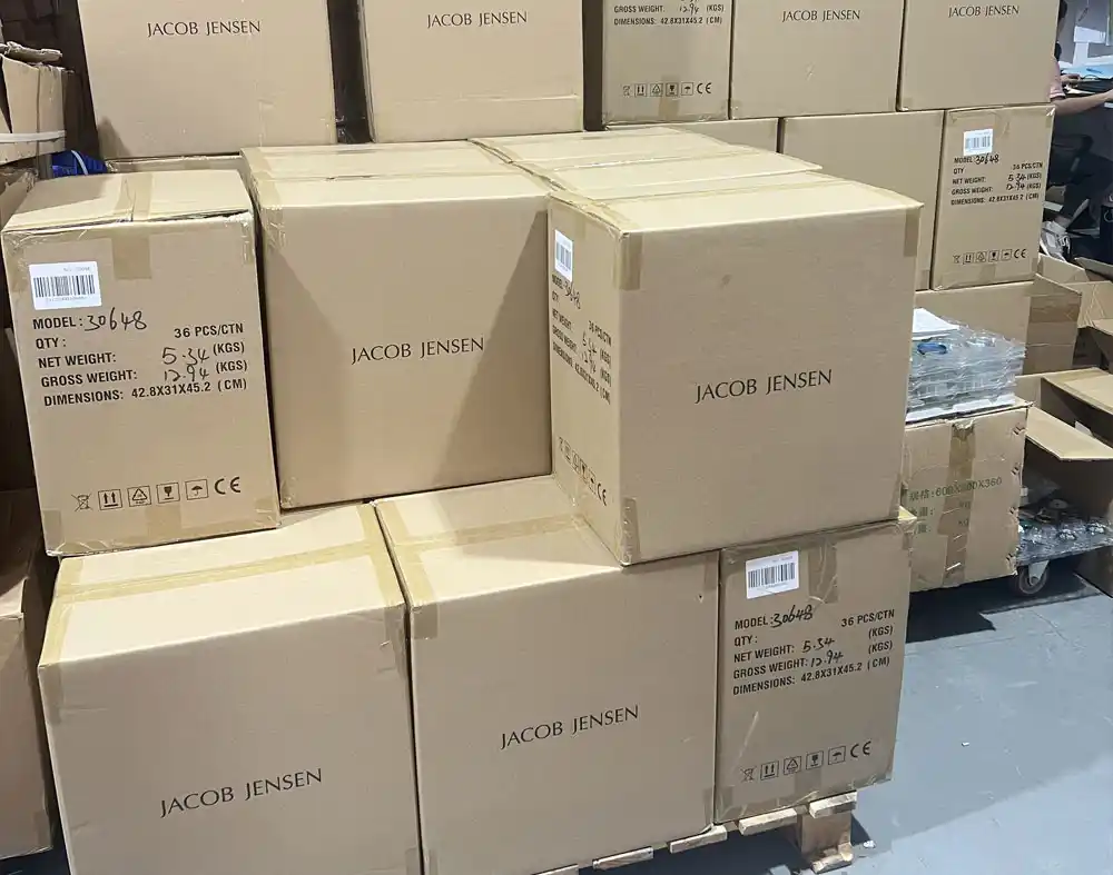 Packaging and logistics - custom retail packaging and global shipping from Shenzhen