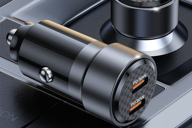 Aluminum Alloy Dual Port Car Charger with Independent PD 30W and QC 3.0 Fast Charging Output