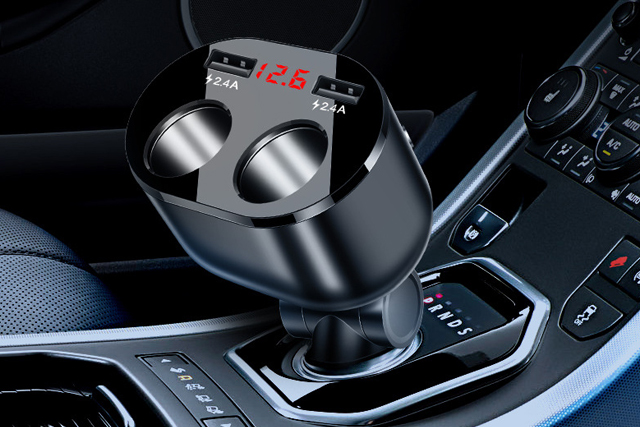 3-in-1 Car Power Splitter with Dual Lighter Sockets, PD 30W Super Fast Charging, and Digital Voltmeter for iPhone/Huawei